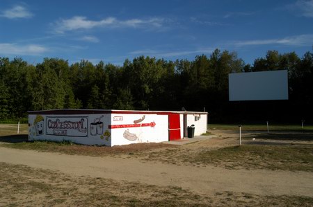 Hi-Way Drive-In Theatre - Concession And String